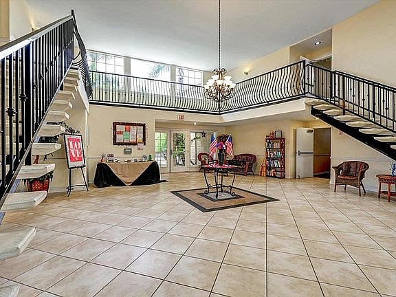 Furnished Finder property 871704_1 photo 17