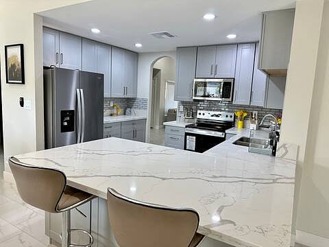 Furnished Finder property 871750_1 photo 9