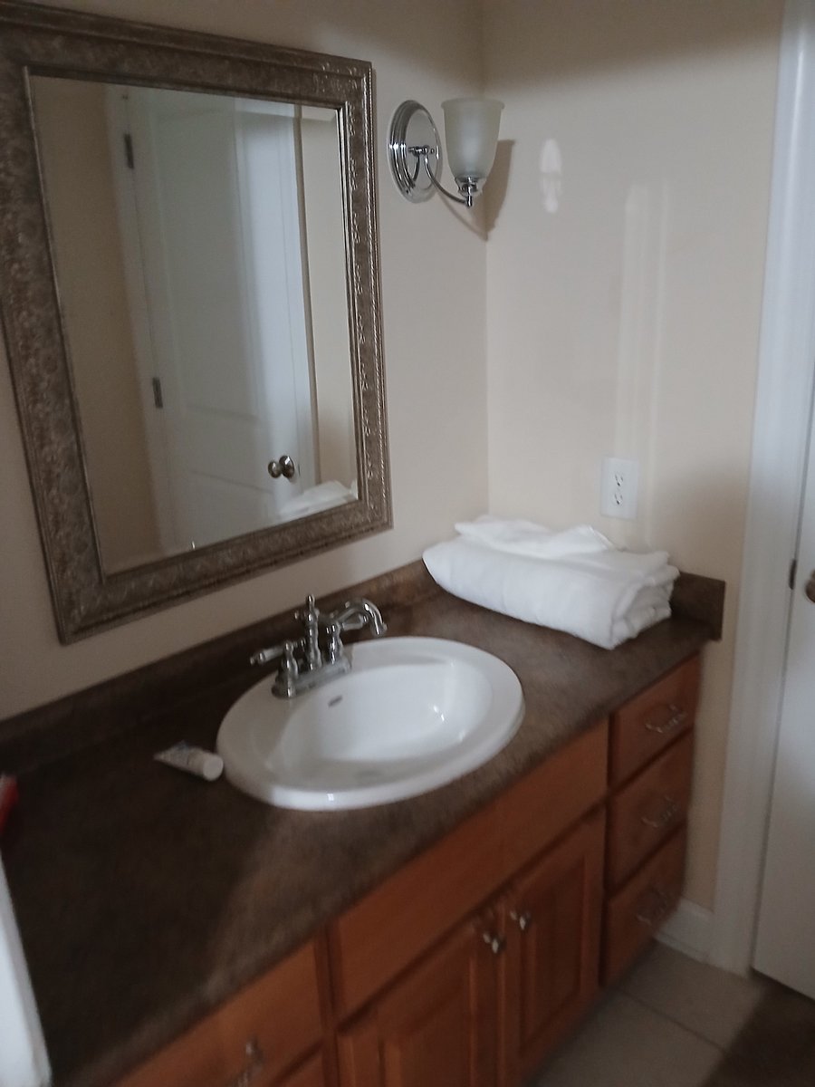 Furnished Finder property 871782_1 photo 3