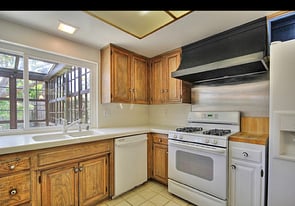 Furnished Finder property 871826_1 photo 19
