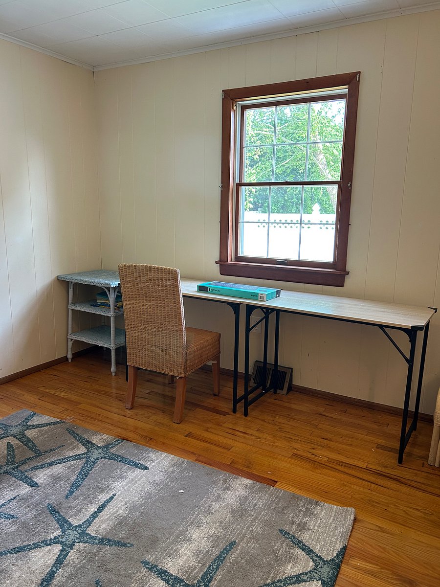 Office / bedroom first floor