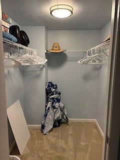 Walk-in closet
