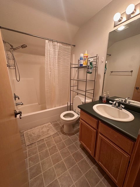 Upstairs Bathroom: this is right next to bedroom 1 on the 2nd floor.