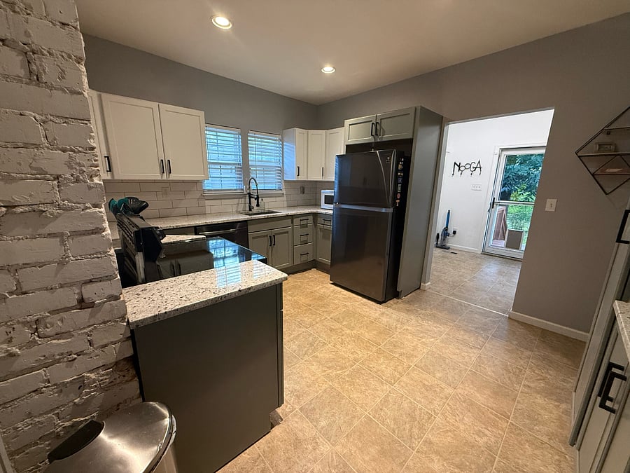 Furnished Finder property 872001_1 photo 7