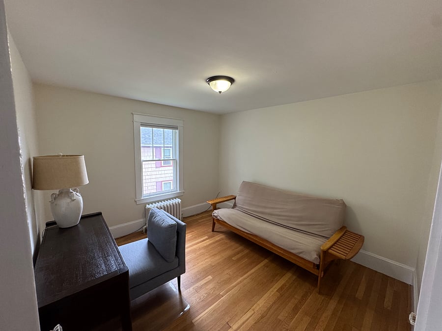 Third bedroom/ office. Futon turns into full bed.
