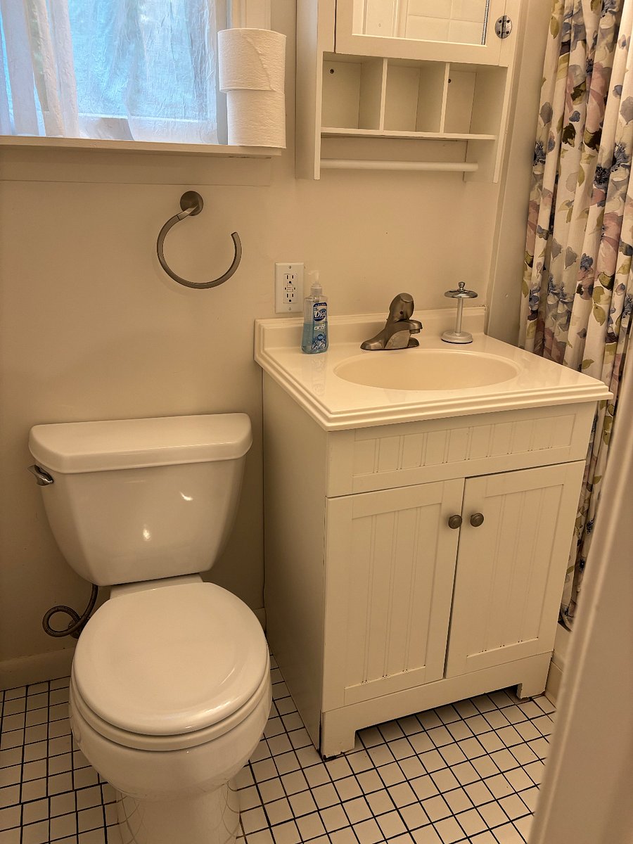 Furnished Finder property 872049_1 photo 9