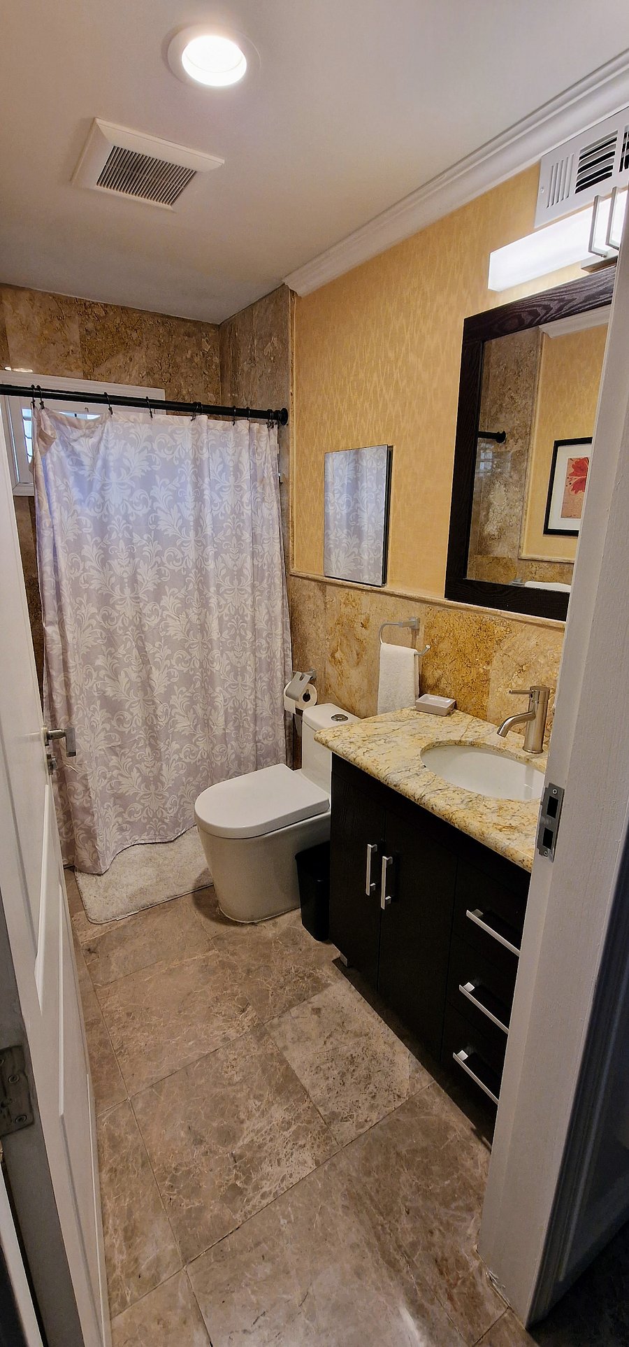 Furnished Finder property 872064_1 photo 12