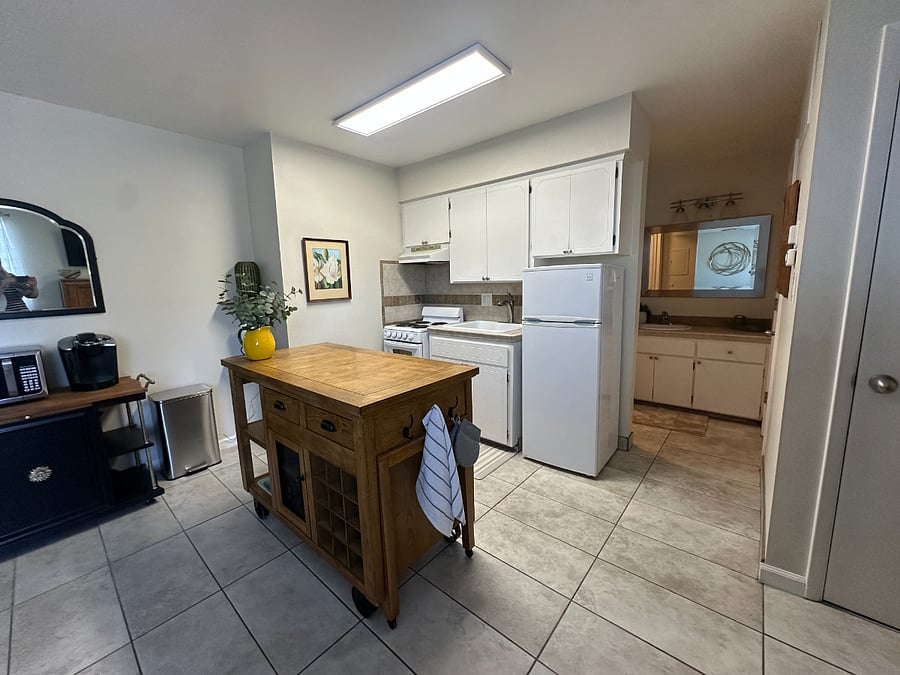 Furnished Finder property 872069_1 photo 6