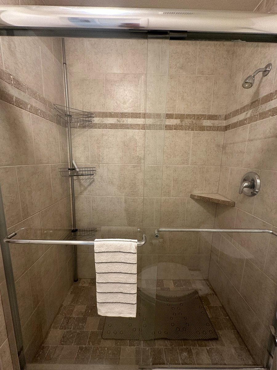 Furnished Finder property 872069_1 photo 15