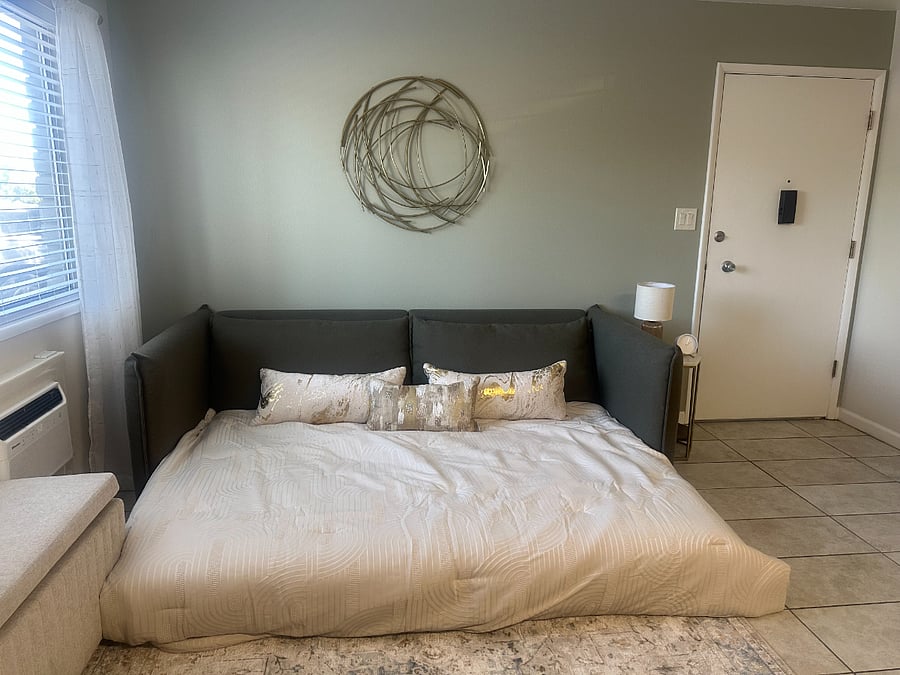 Furnished Finder property 872069_1 photo 18