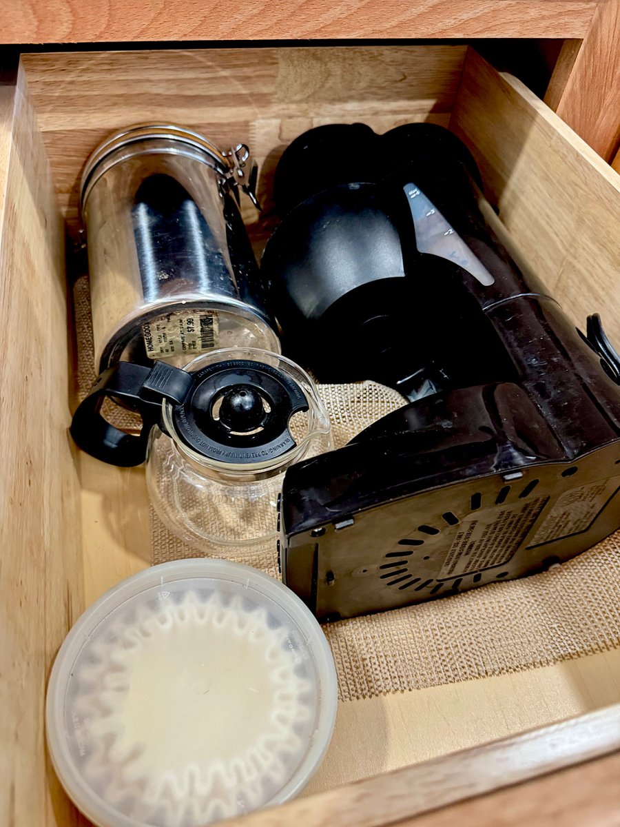 Drip coffee maker