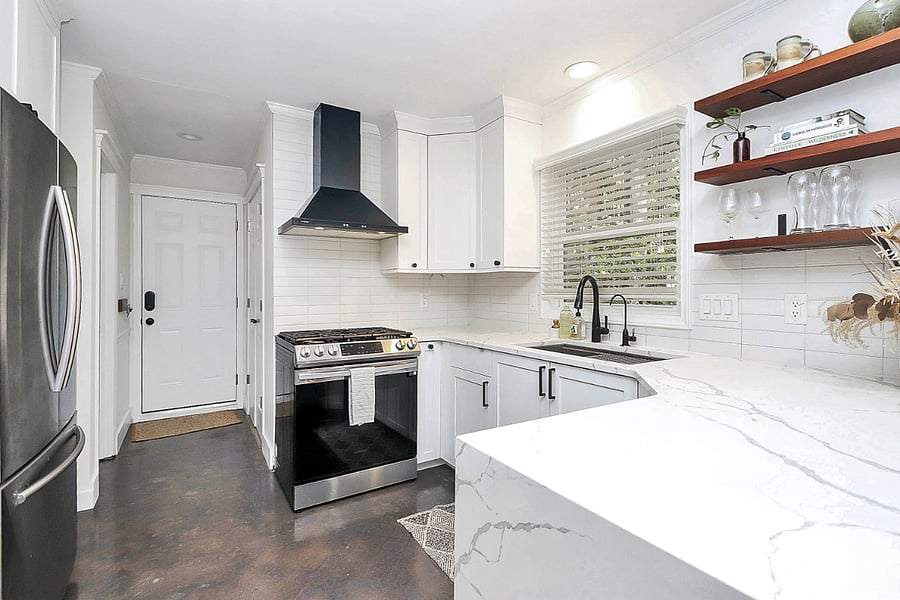 Furnished Finder property 872094_1 photo 4