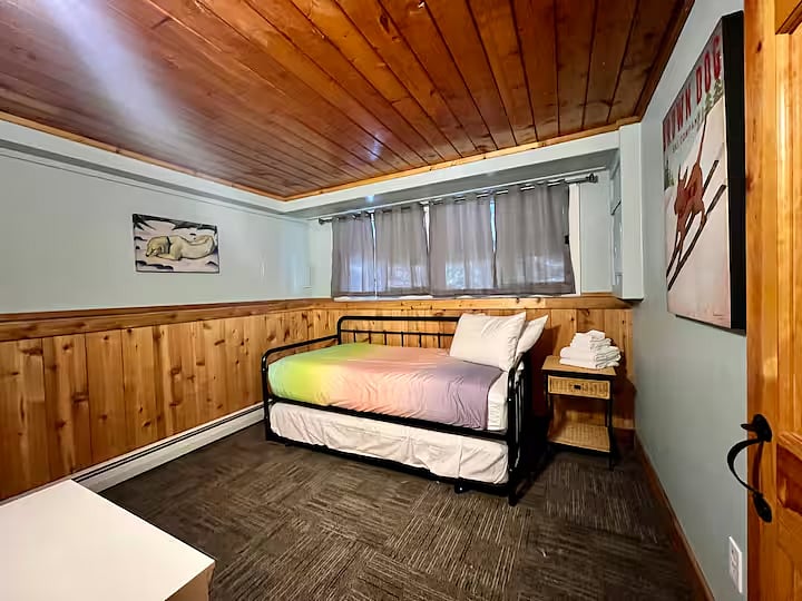 Furnished Finder property 872097_1 photo 25