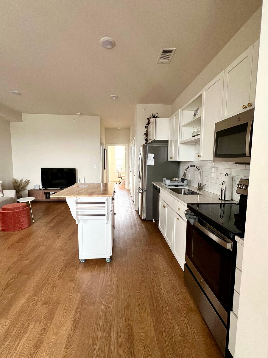 Furnished Finder property 872098_1 photo 8