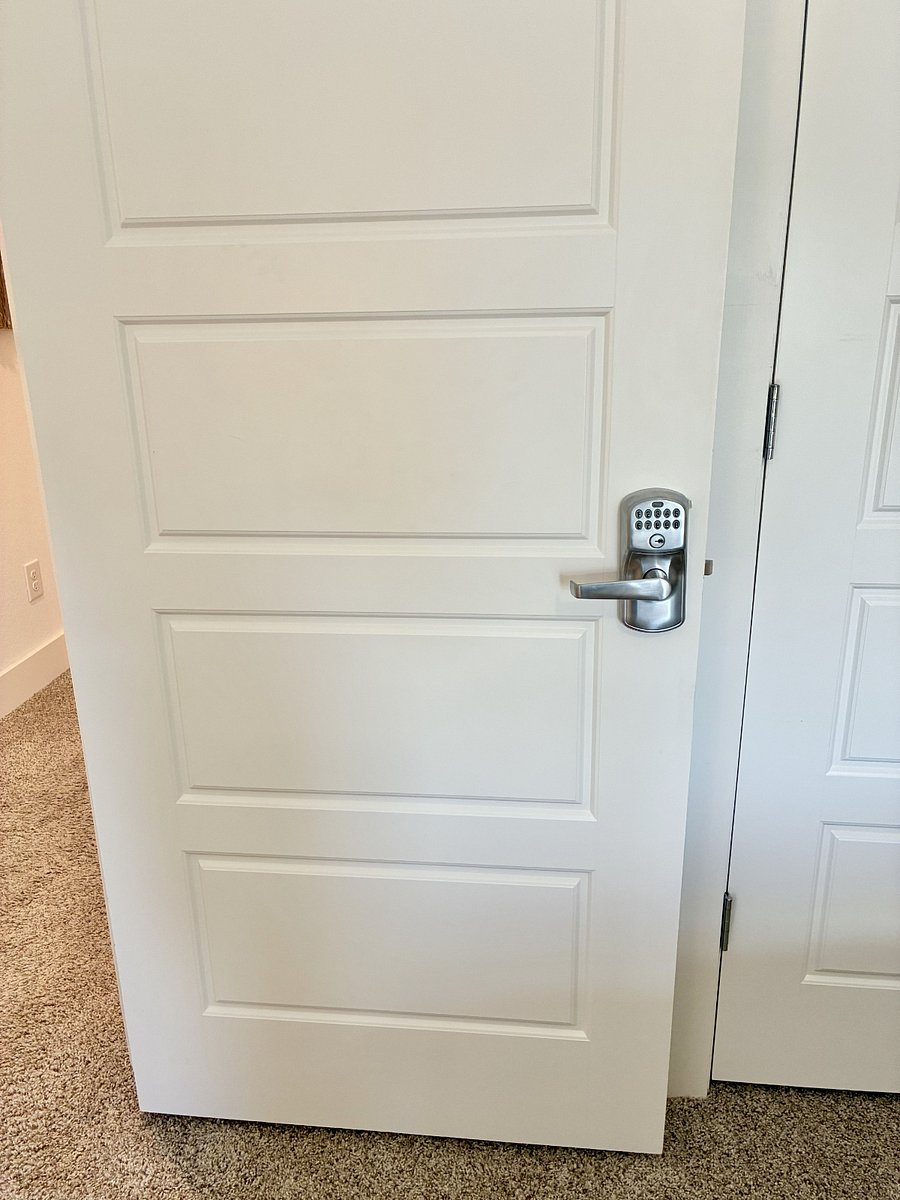 Furnished Finder property 872129_1 photo 9