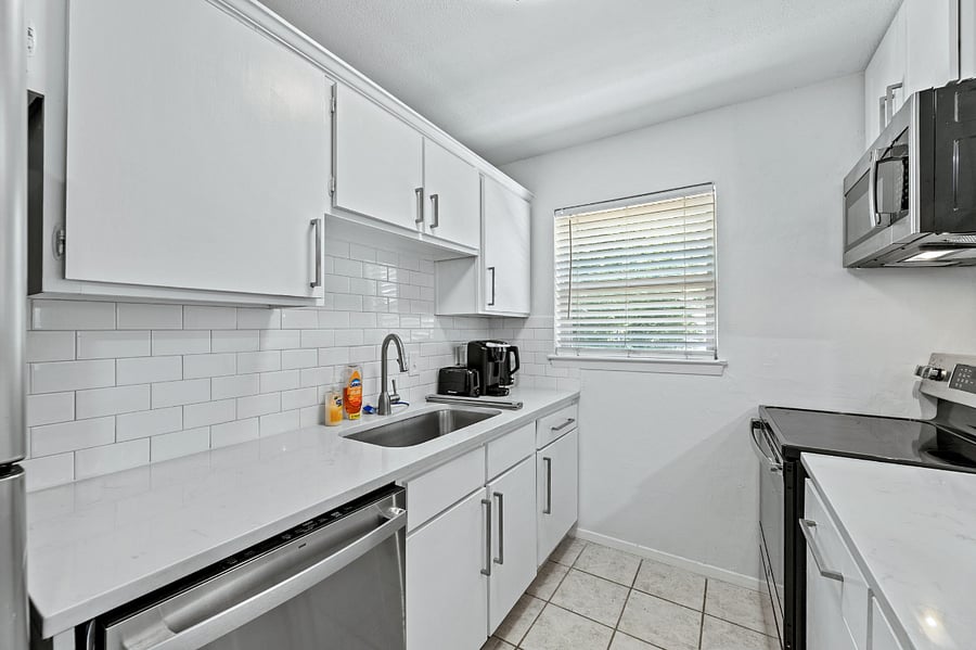 Furnished Finder property 872149_1 photo 6