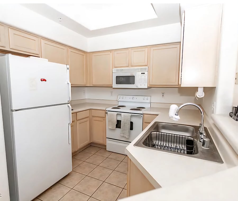 Furnished Finder property 872156_1 photo 12