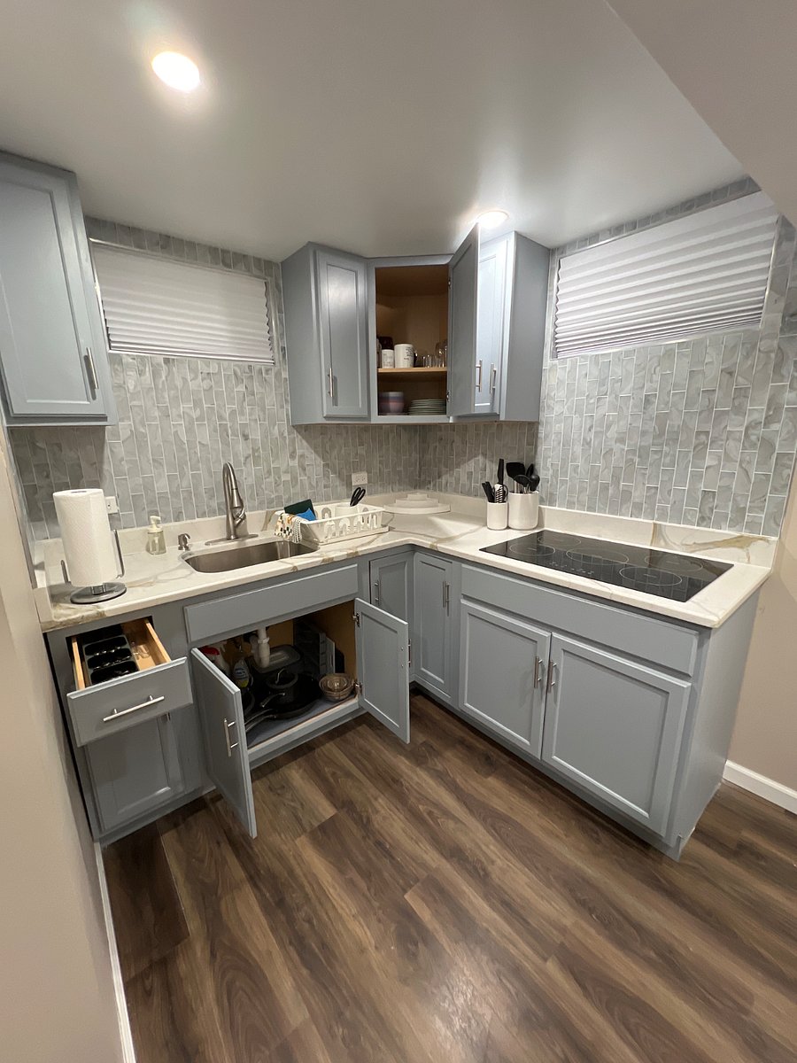 Kitchen Amenities; Utensils, Pots, Dishes, Cutery and Cooktop. Starter: Cleaning Supplies, Paper Towels, Dishes Liquid, Kitchen Cleaning Supplies, Sponges and Dish Towels.