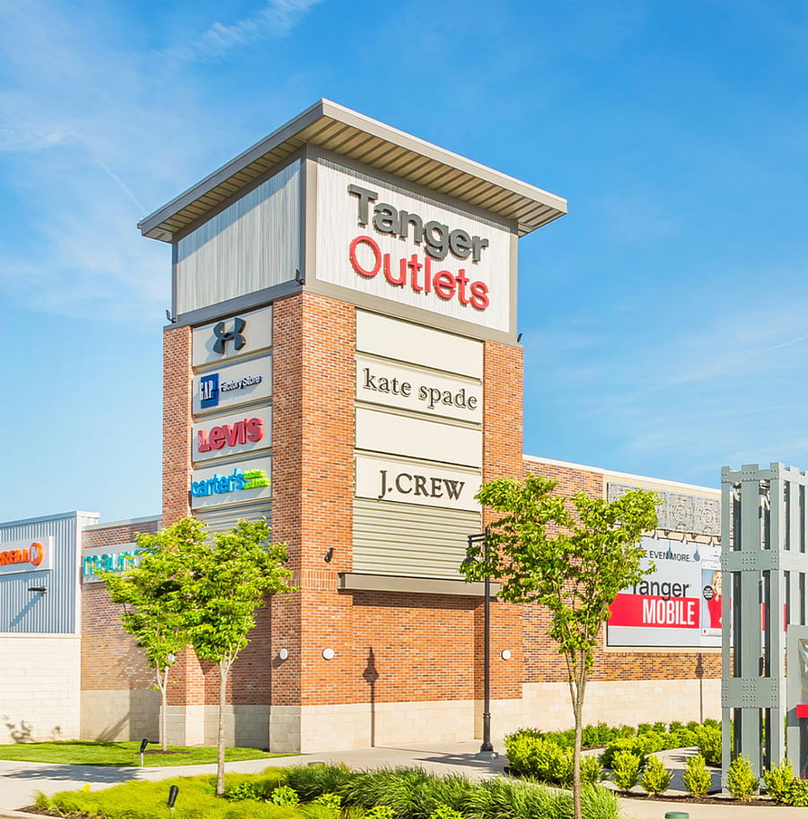 Tanger Outlet at National Harbor / MD