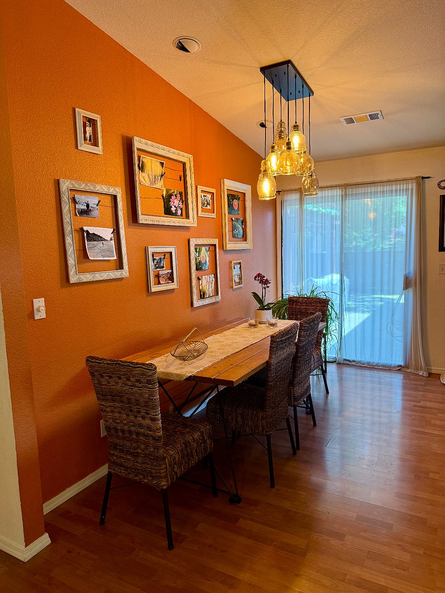 Dining Area w/ Access to the Back Yard (includes pet door in sliding glass door that can be closed)