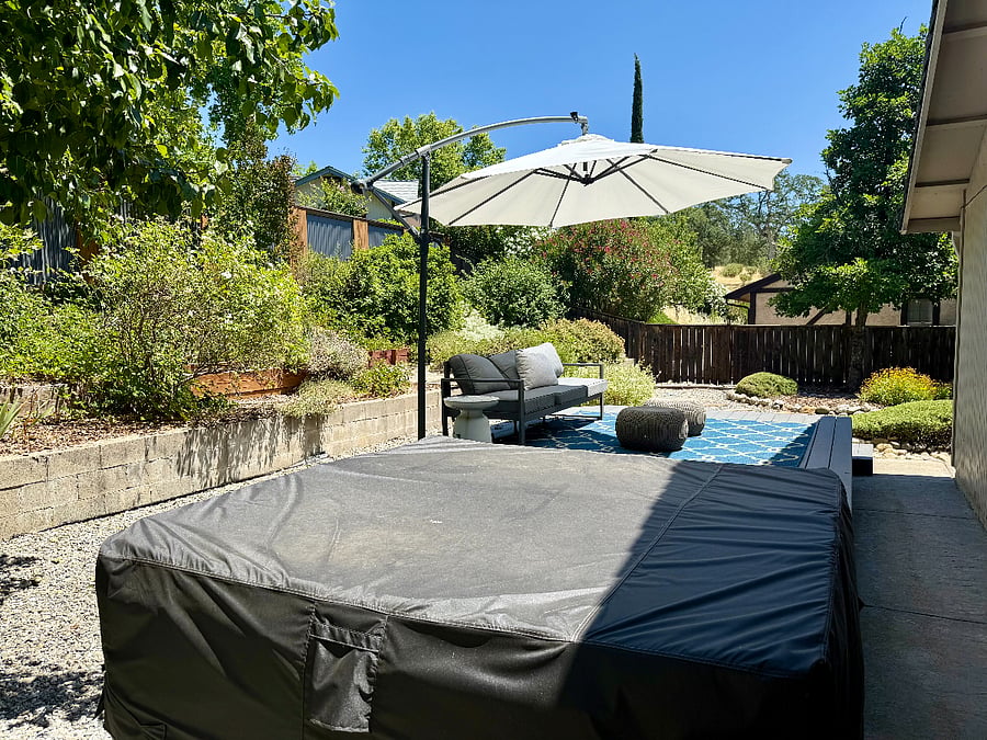 Hot Tub in Back Yard