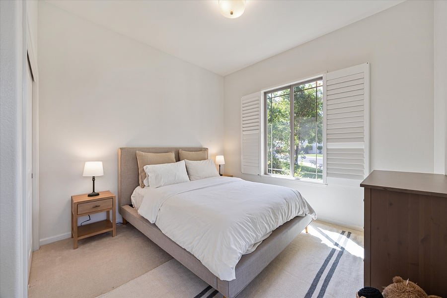 Furnished Finder property 872196_1 photo 13