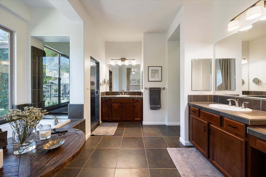 Furnished Finder property 872196_1 photo 11