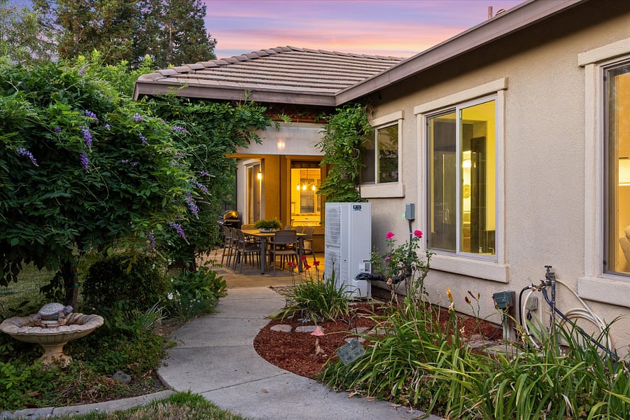 Furnished Finder property 872196_1 photo 22