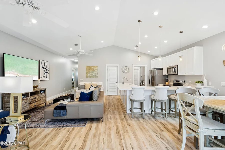 Furnished Finder property 872205_1 photo 10