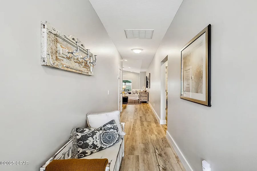 Furnished Finder property 872205_1 photo 25