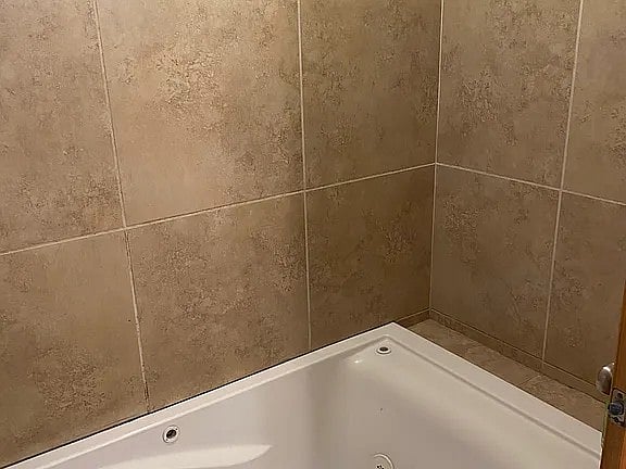 deep jetted bath with shower!