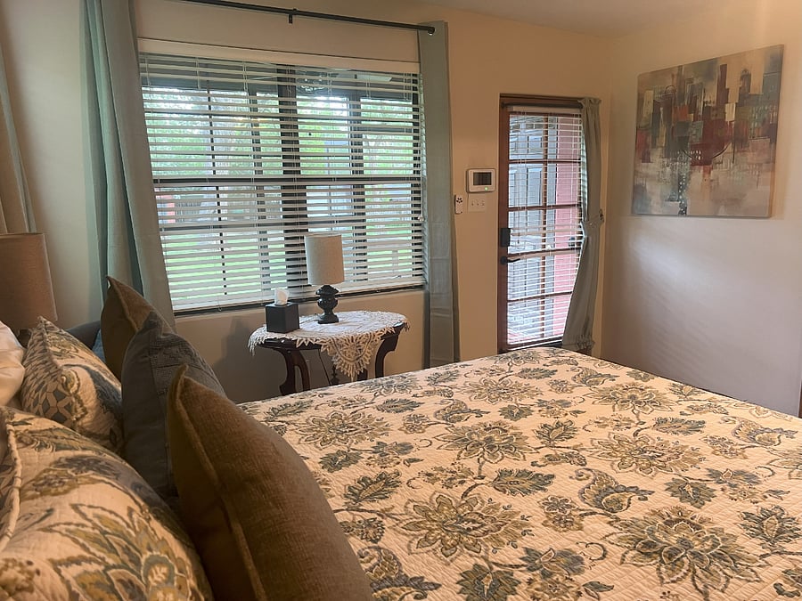 Furnished Finder property 872221_1 photo 12