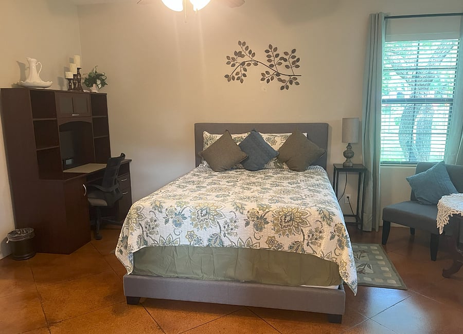 Furnished Finder property 872221_1 photo 13