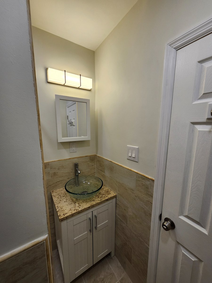 Furnished Finder property 872278_1 photo 12