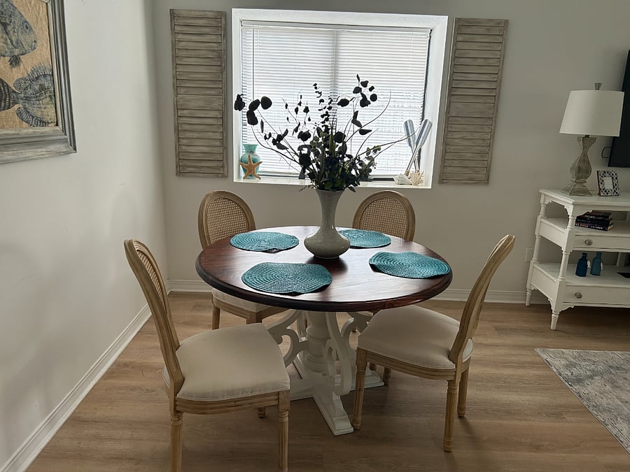 dining area table for 4