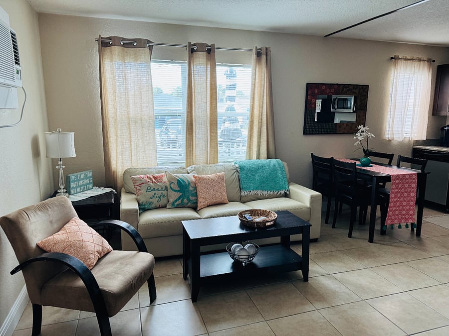 Furnished Finder property 872305_1 photo 6