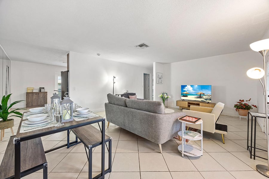 Furnished Finder property 872317_1 photo 11