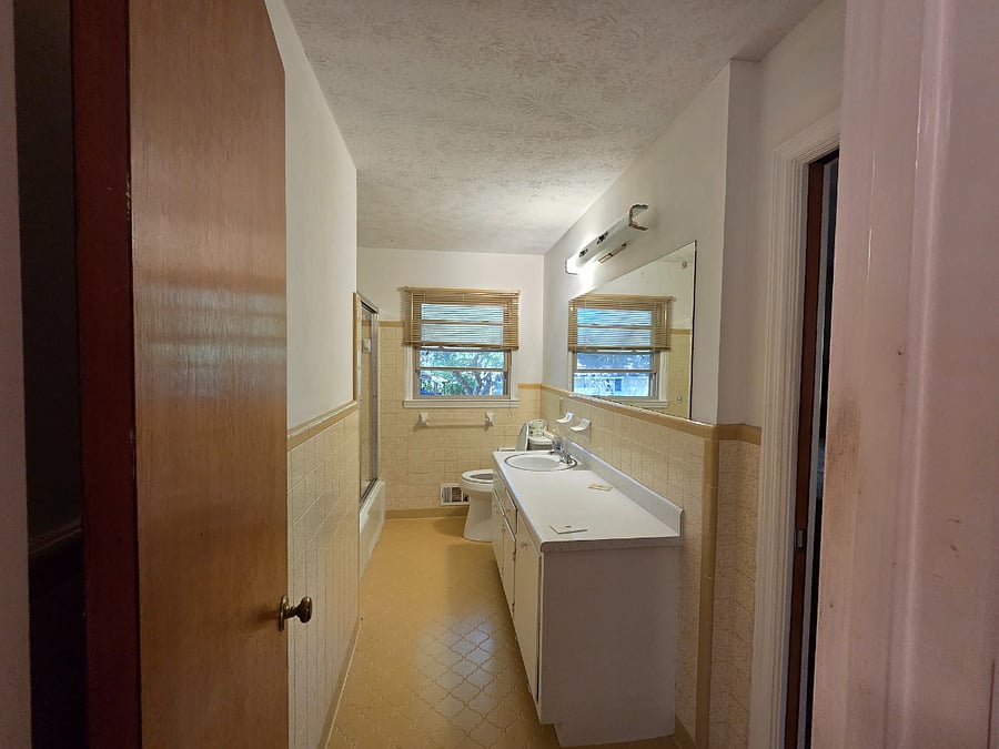 Furnished Finder property 872319_1 photo 11