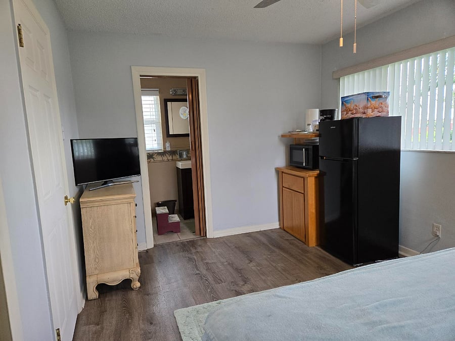 Furnished Finder property 872324_1 photo 4