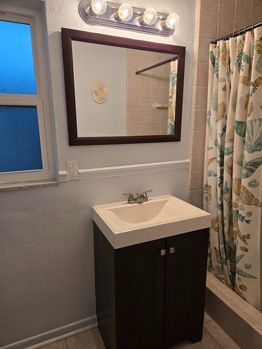 Furnished Finder property 872324_1 photo 18