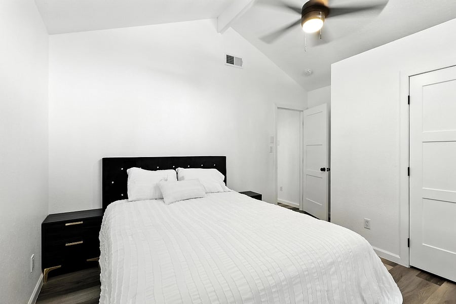 Furnished Finder property 872332_1 photo 8