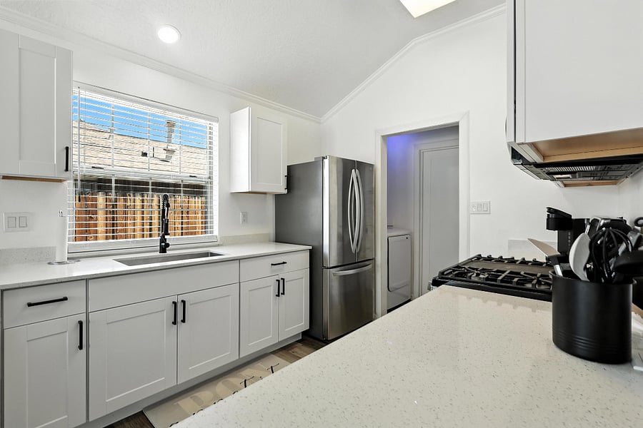 Furnished Finder property 872332_1 photo 16