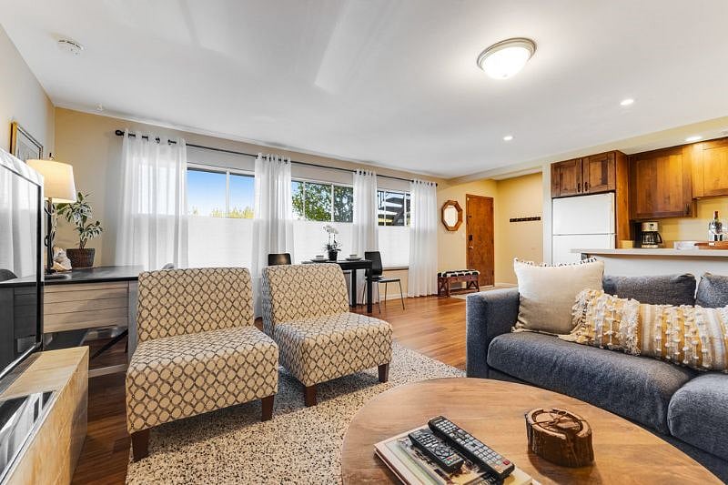 Furnished Finder property 872334_1 photo 1