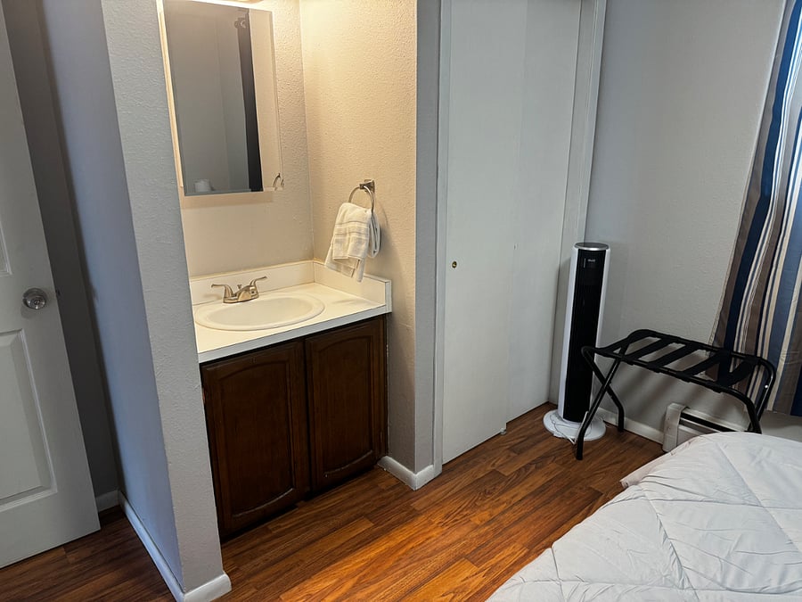 Furnished Finder property 872359_1 photo 4