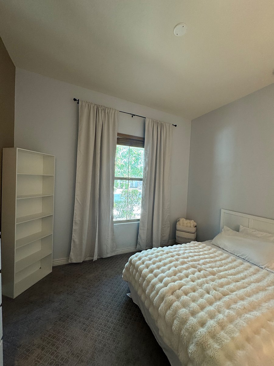 Furnished Finder property 872370_1 photo 3