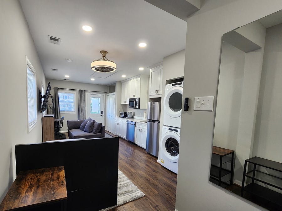 Furnished Finder property 872398_1 photo 11