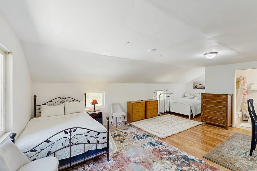 Furnished Finder property 872399_1 photo 16