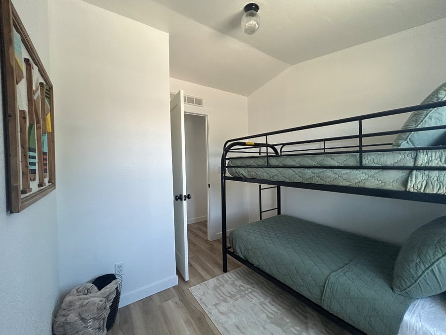 Furnished Finder property 872420_1 photo 9
