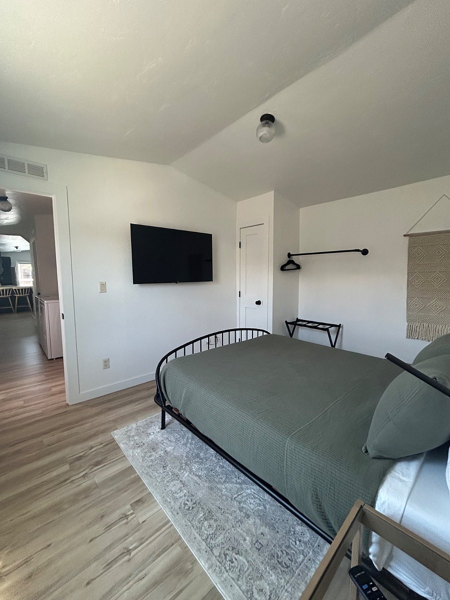 Furnished Finder property 872420_1 photo 8