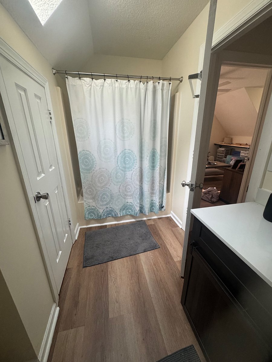 Furnished Finder property 872424_1 photo 12